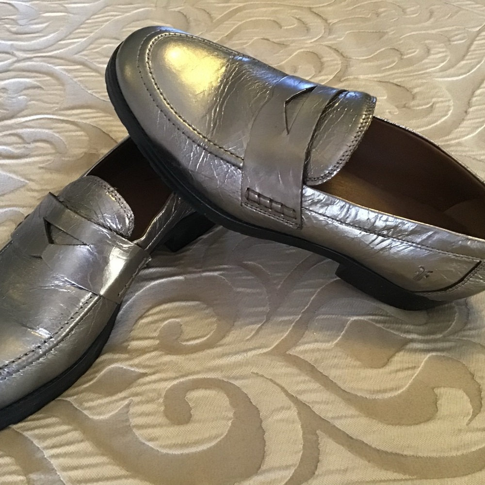 Women’s Frye Silver Loafers - Picture 2 of 6
